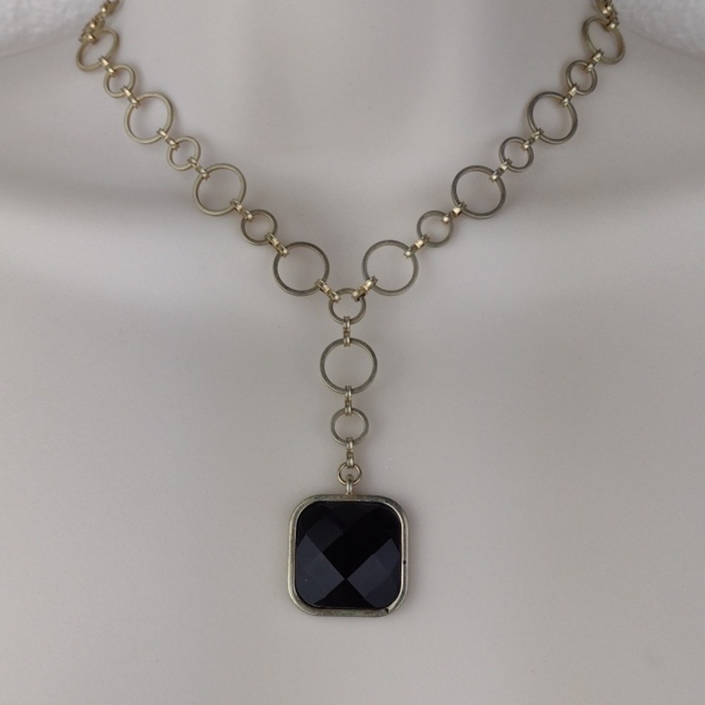 Daisy Fuentes Unique Gold Tone Chain Link Black Faceted Stone Pendant Necklace